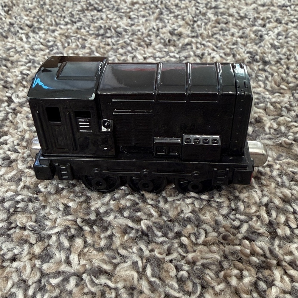 Diecast Diesel - Picture 5 of 7
